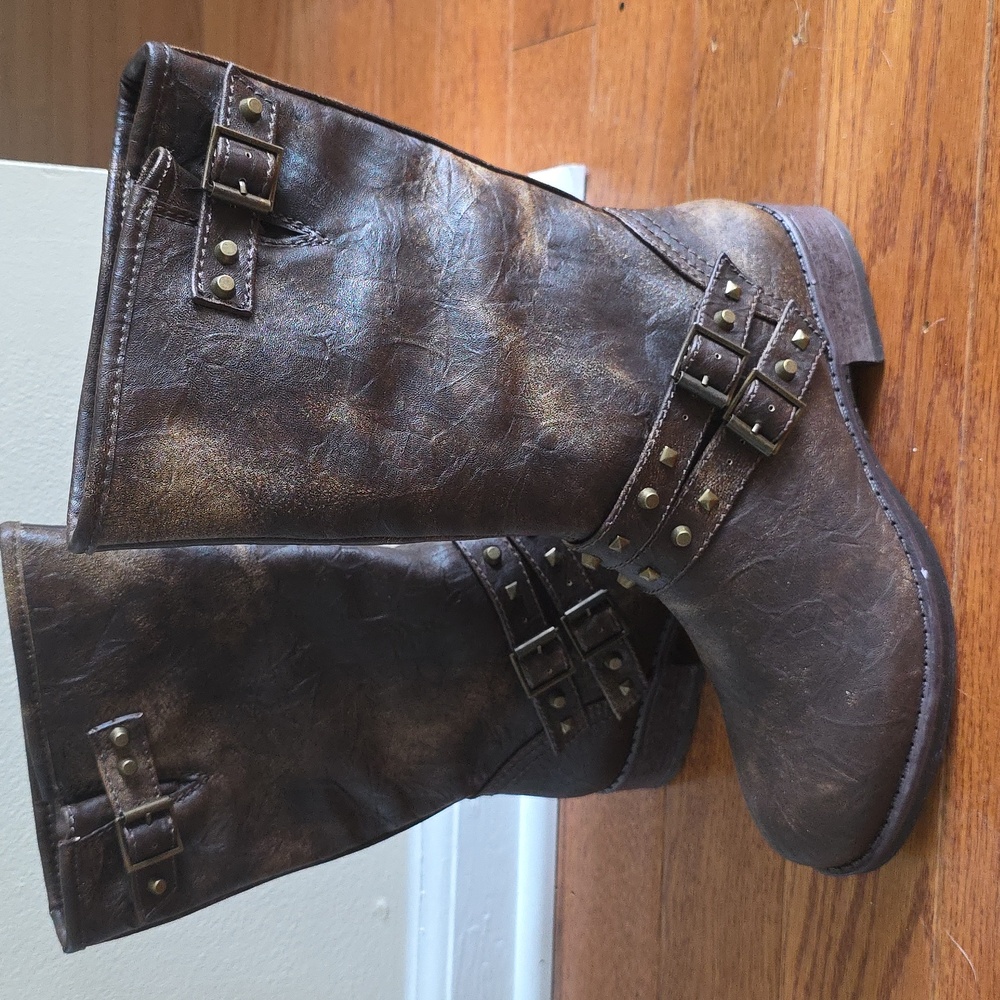 New! Brown Studded Boots.